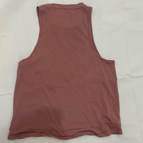 💪 Women’s Athletic Works Workout Tank Top – Size Small 💪 - Picture 6 of 9